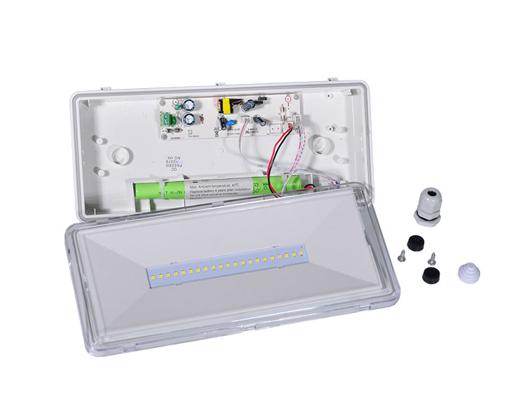 LE515-21 Clear Polycarbonate Dresser 21Led Waterproof Luminaires